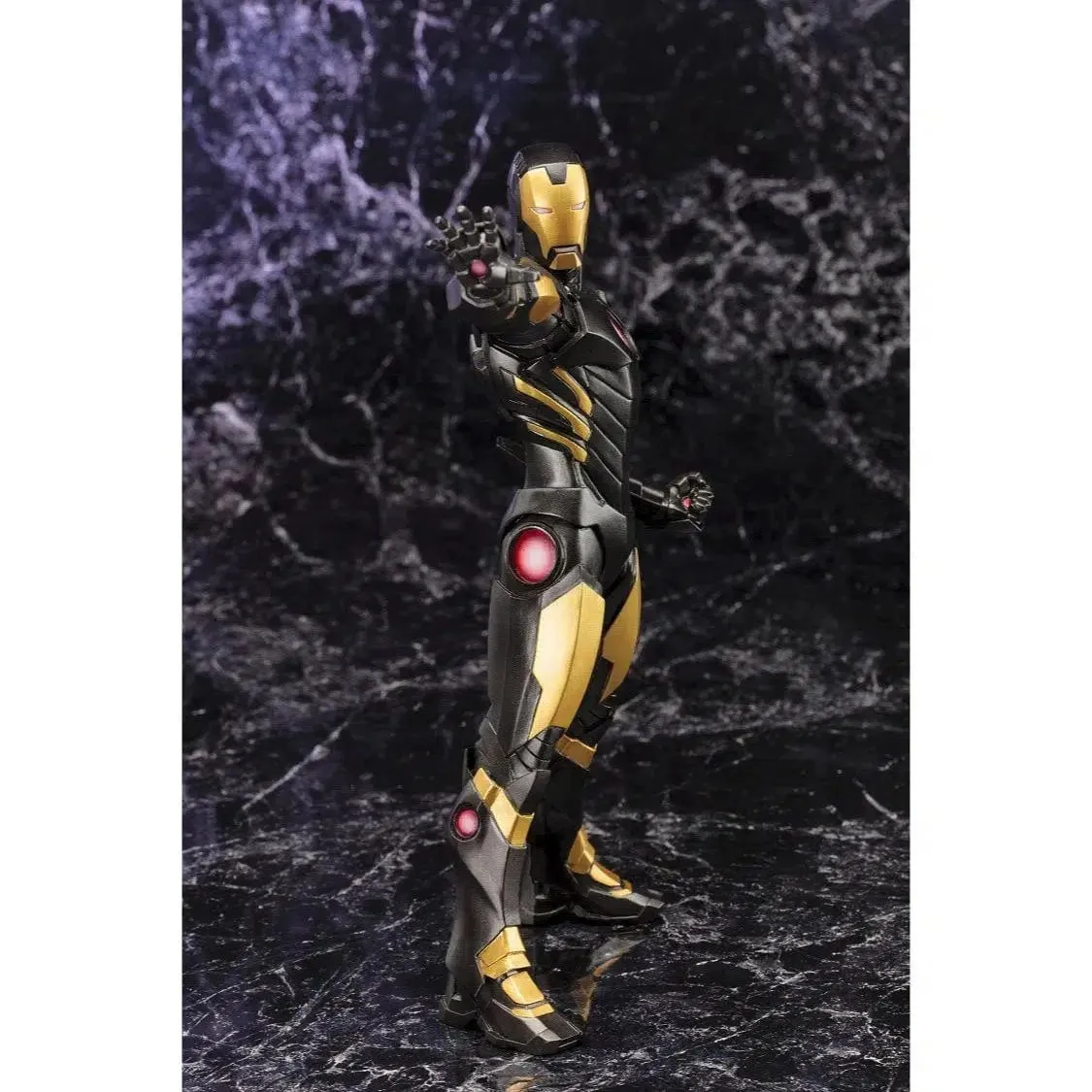 Marvel Now! - Iron Man: Model 42 Figure (Black and Gold Version) - Kotobukiya - ArtFX 