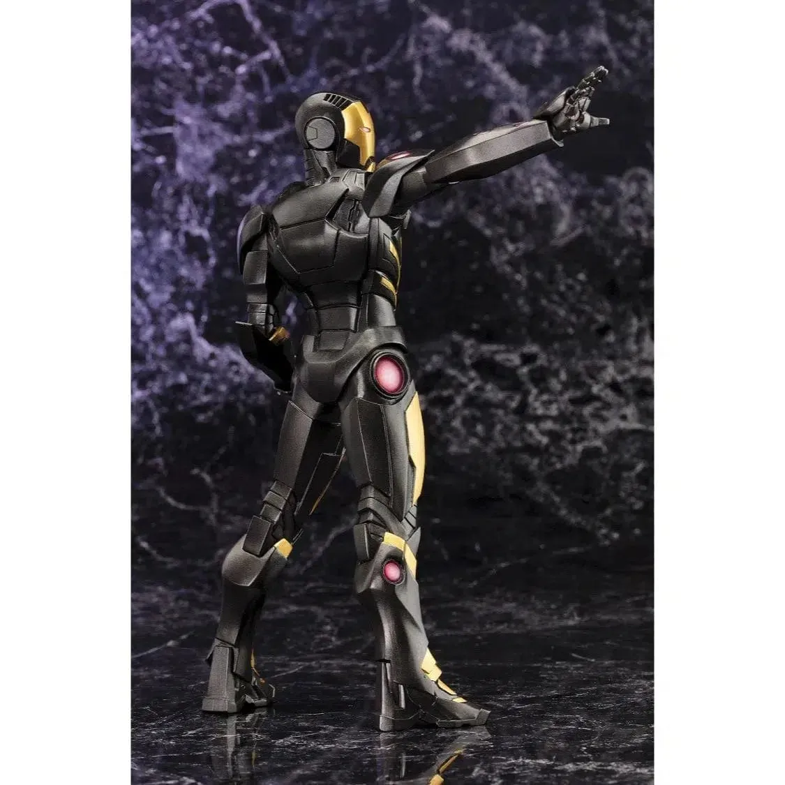 Marvel Now! - Iron Man: Model 42 Figure (Black and Gold Version) - Kotobukiya - ArtFX 
