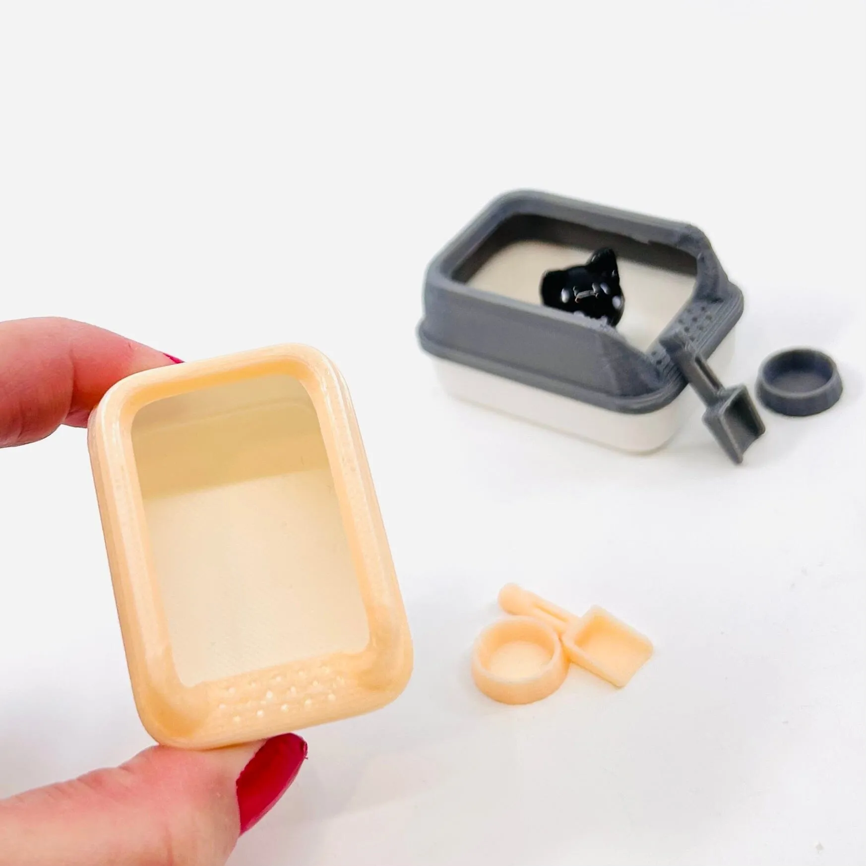 Miniature Cat Litter Box, Blush